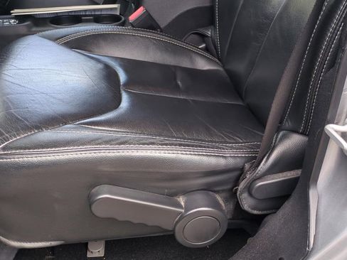 Used 2014 Jeep Wrangler Unlimited Rubicon w/ Connectivity Group image 17