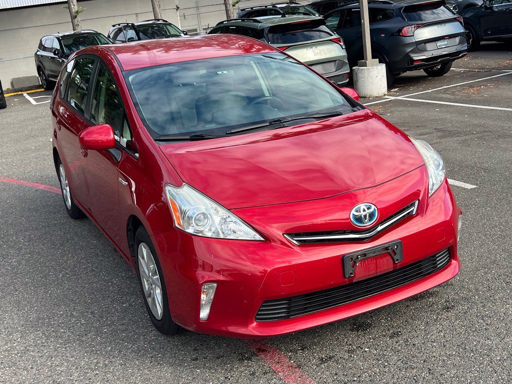 Used 2014 Toyota Prius V Three FWD image 3