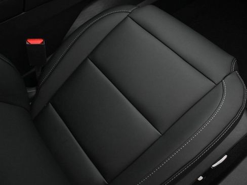 New 2025 Nissan Murano SV image 16