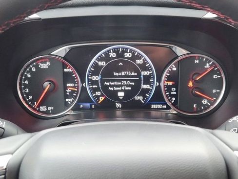 Used 2025 Chevrolet Blazer RS image 7