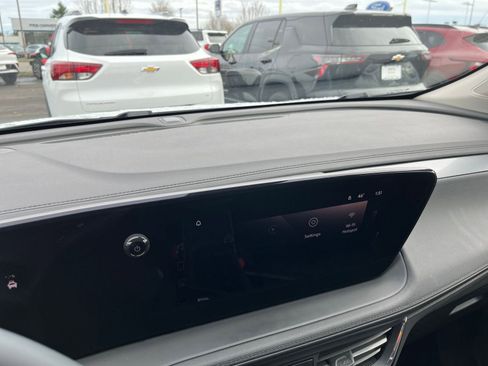 Used 2025 Buick Encore GX Preferred image 18