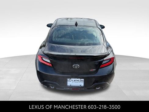 Used 2023 Toyota GR86 Premium w/ ALL Weather Mat Package (TMS) image 5