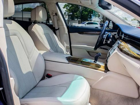 Used 2014 Maserati Quattroporte GTS RWD image 15
