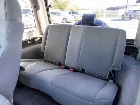 Used 2003 Jeep Wrangler Sahara image 13