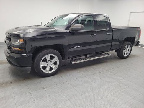 Used 2019 Chevrolet Silverado 1500 Custom AWD/4WD image 2