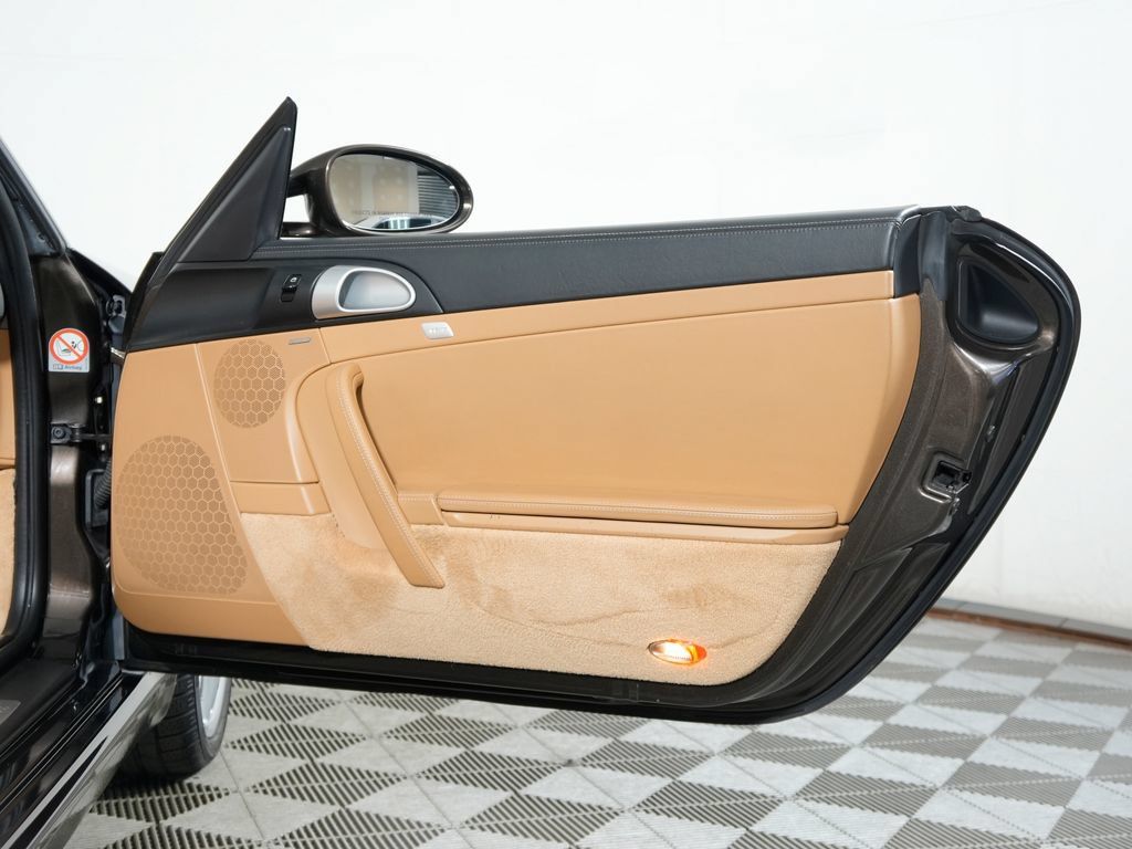 Used 2008 Porsche 911 Carrera RWD image 38
