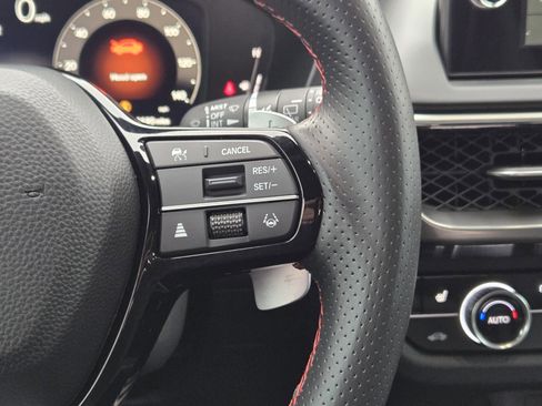 Certified 2025 Acura ADX A-Spec image 29