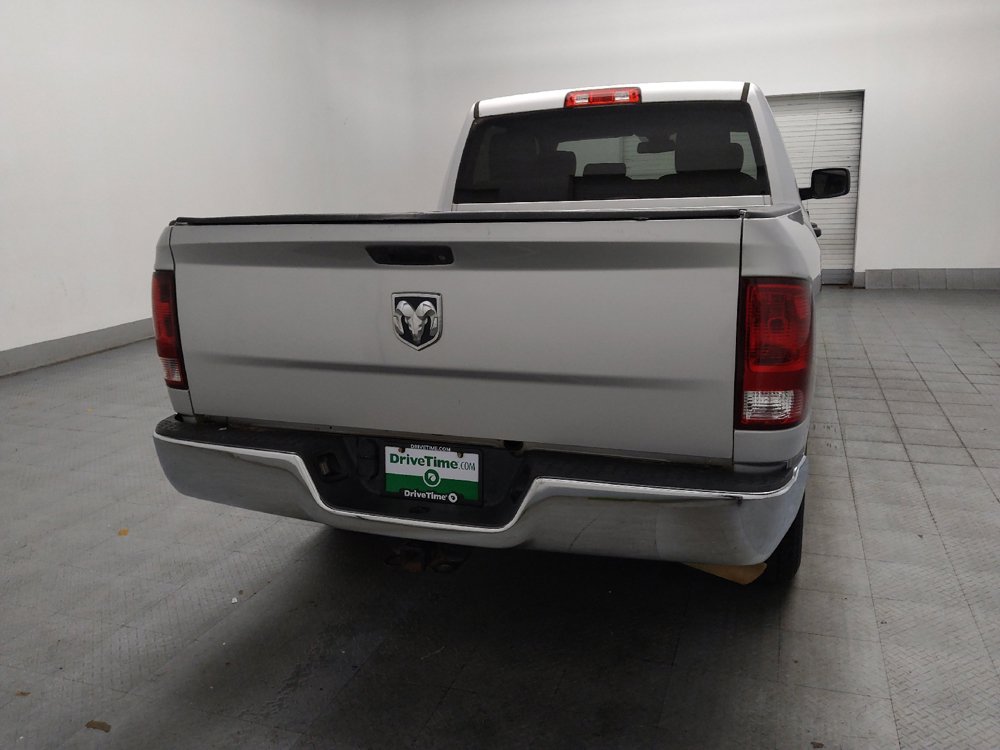 Used 2018 RAM 1500 Tradesman w/ Chrome Appearance Group RWD image 7
