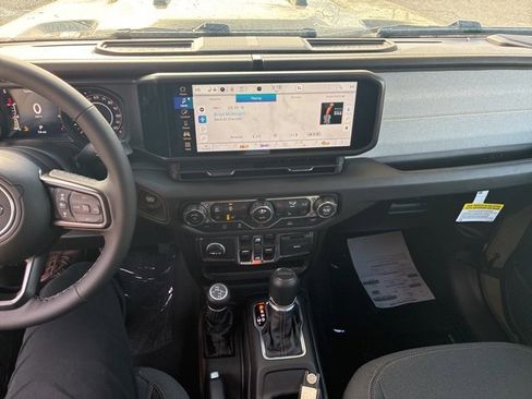 New 2026 Jeep Gladiator Sport image 15