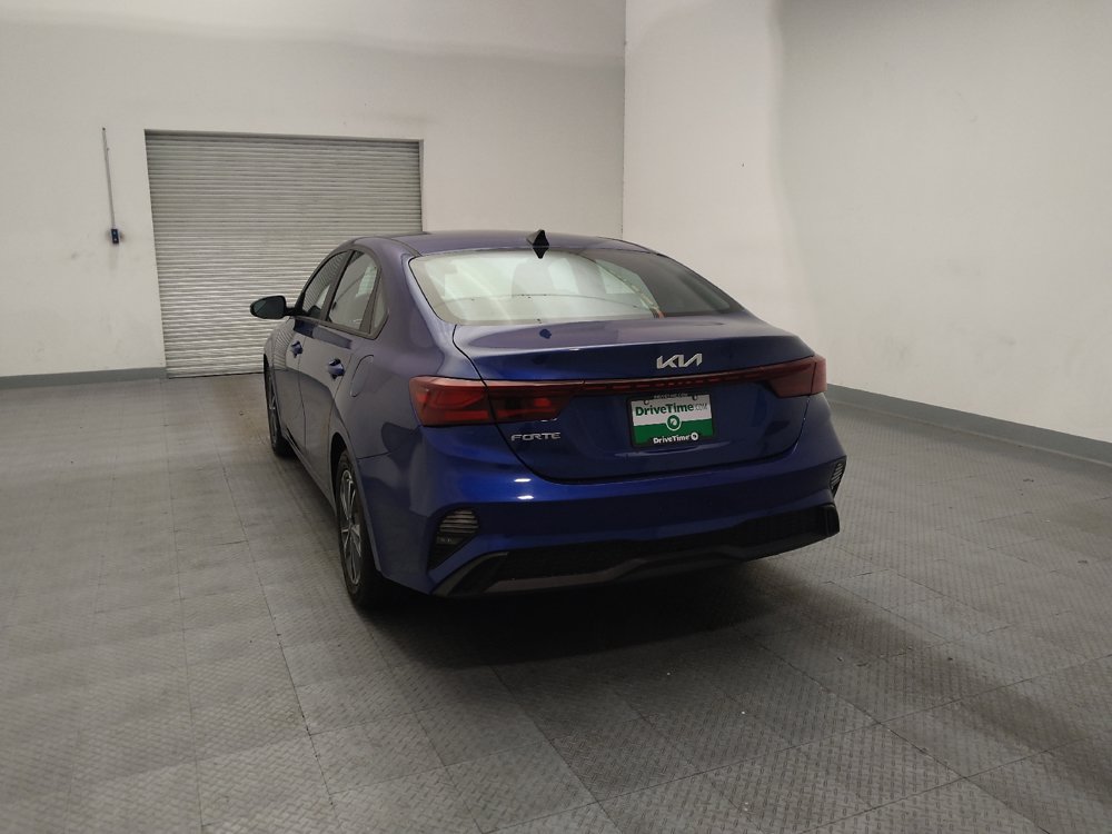 Used 2023 Kia Forte LXS w/ LXS Technology Package FWD image 6