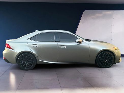 Used 2014 Lexus IS 250 w/ Premium Package RWD image 6