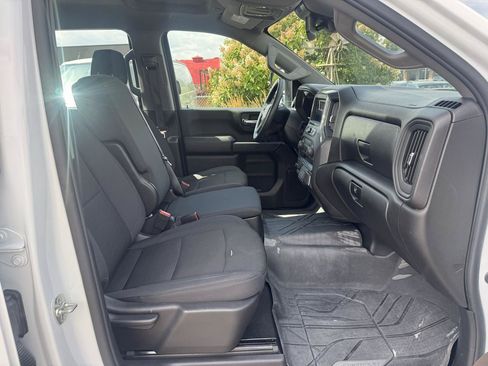 Used 2025 Chevrolet Silverado 2500 W/T w/ WT/CX Safety Package AWD/4WD image 16