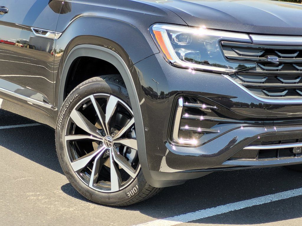 New 2025 Volkswagen Atlas SEL Premium R-Line AWD/4WD image 3