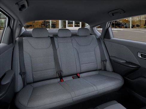 New 2025 Kia K4 EX image 16