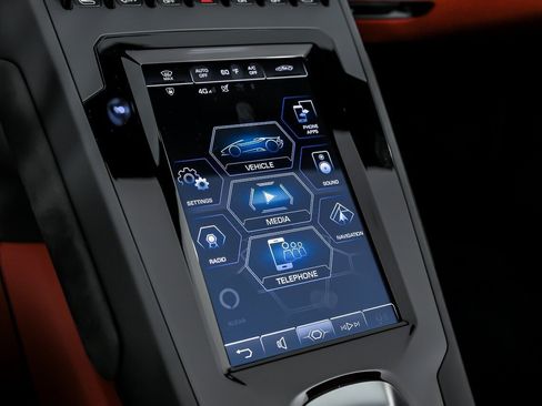 Used 2023 Lamborghini Huracan EVO RWD image 28