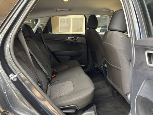 Used 2025 Kia Sportage LX FWD image 24