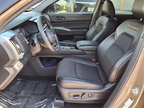 Used 2023 Nissan Pathfinder Rock Creek AWD/4WD image 19
