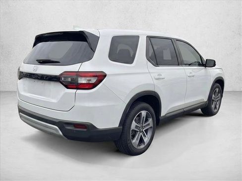 Used 2023 Honda Pilot EX-L image 7