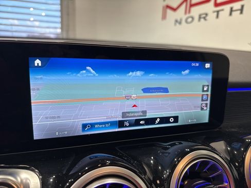 Used 2023 Mercedes-Benz EQB 300 4MATIC w/ Exclusive Package image 25