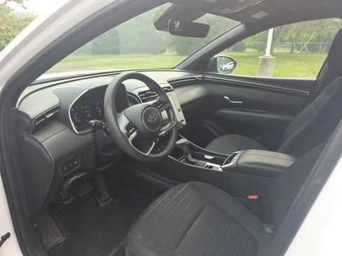 Used 2024 Hyundai Santa Cruz SEL AWD/4WD image 11