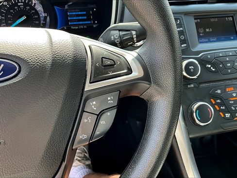 Used 2018 Ford Fusion S image 23