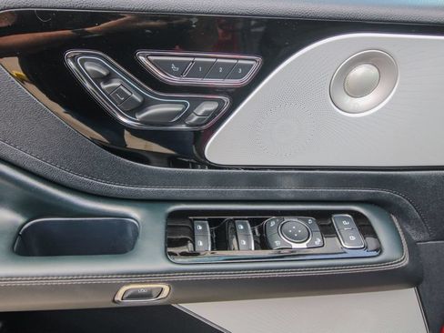 Used 2025 Lincoln Aviator Reserve w/ Equipment Group 201A AWD/4WD image 14