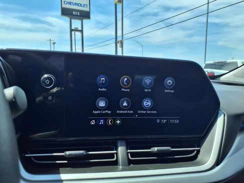Used 2024 Chevrolet Trax LS w/ LS Convenience Package FWD image 4