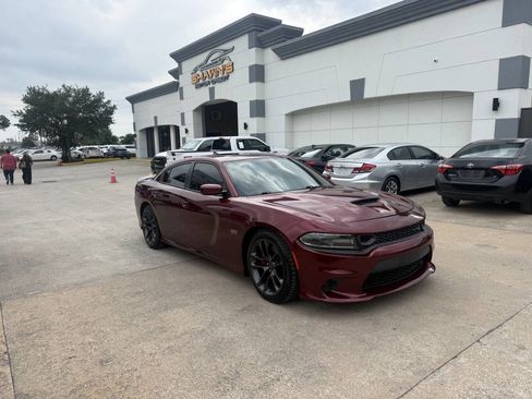 Used 2020 Dodge Charger Scat Pack w/ Navigation & Travel Group RWD image 2