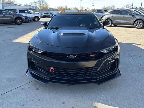 Used 2022 Chevrolet Camaro SS image 8