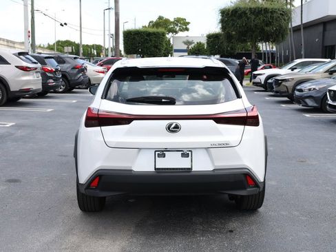 Used 2025 Lexus UX 300h FWD image 6