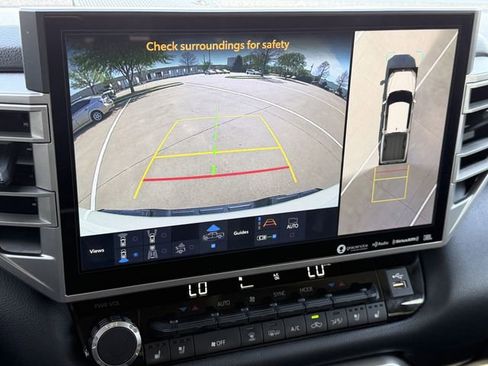 Used 2023 Toyota Tundra Limited image 19