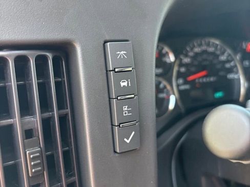 New 2025 Chevrolet Express 3500 w/ Power Convenience Package image 37