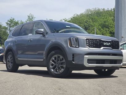 Used 2024 Kia Telluride LX
