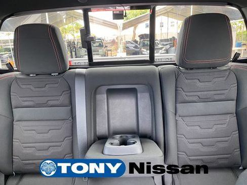 Used 2025 Nissan Frontier Pro-X w/ Pro Convenience Package RWD image 18