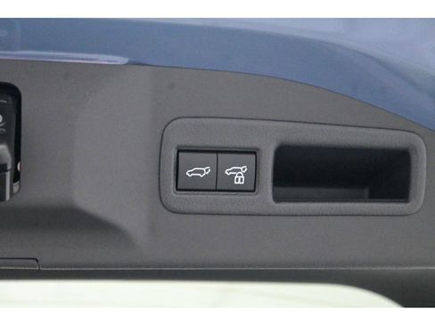 New 2026 Subaru Solterra Premium image 34