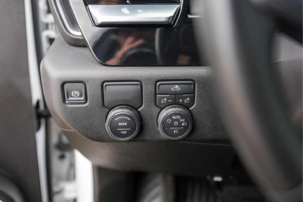 Used 2026 Chevrolet Silverado 1500 RST RWD image 17