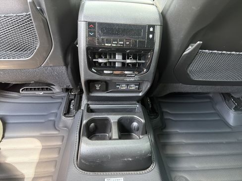 Certified 2023 Jeep Grand Cherokee L Laredo AWD/4WD image 14