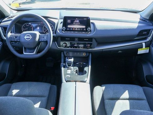 New 2026 Nissan Rogue SV image 6