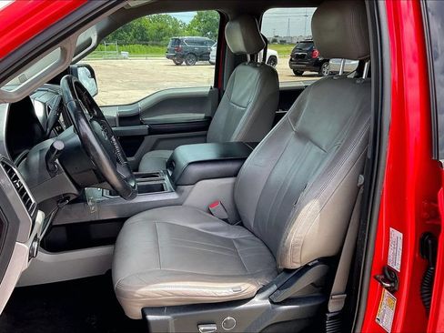 Used 2017 Ford F150 XLT w/ Equipment Group 301A Mid RWD image 18