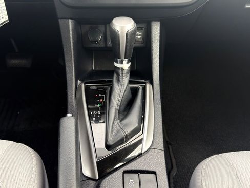 Used 2014 Toyota Corolla LE image 4