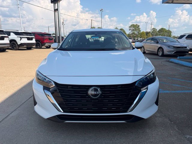 Used 2025 Nissan Sentra SV FWD image 3