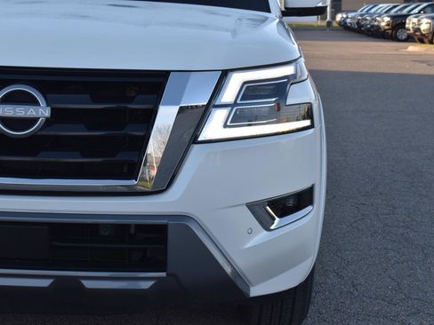 Used 2024 Nissan Armada SV image 19