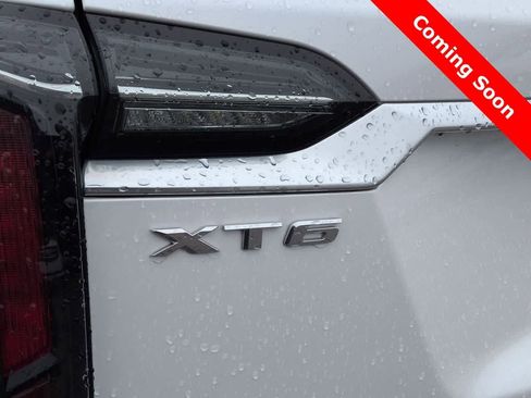 Used 2025 Cadillac XT6 Sport w/ LPO, Floor Liner Package image 12