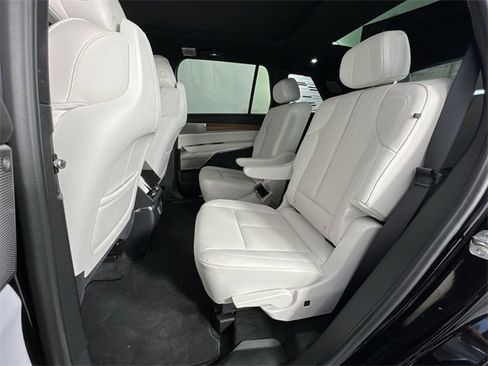 Used 2026 Cadillac Vistiq Sport image 26