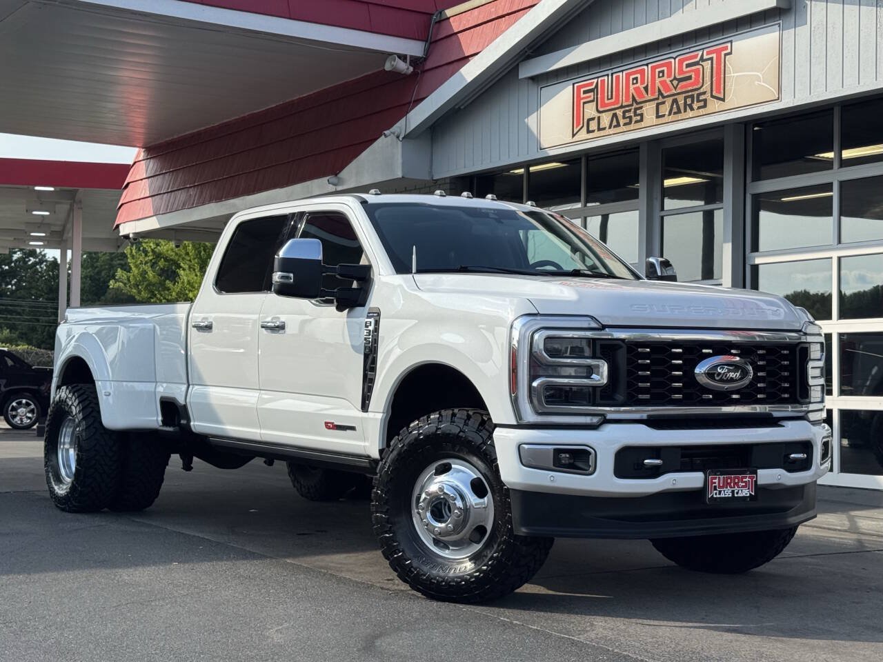 Used 2024 Ford F350 Limited w/ FX4 Off-Road Package AWD/4WD image 1