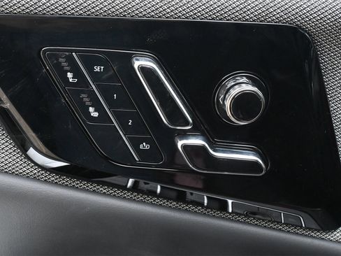 New 2026 Cadillac Optiq Luxury 1 image 14