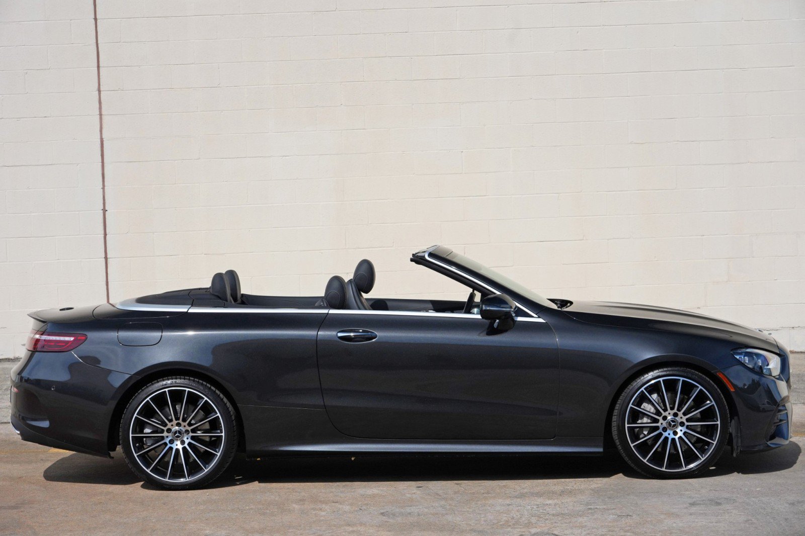 Used 2023 Mercedes-Benz E 450 Cabriolet w/ AMG Line image 55