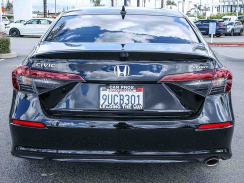 Used 2025 Honda Civic Sport image 6