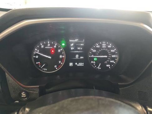 Used 2023 Subaru Ascent Premium w/ Convenience Package AWD/4WD image 10