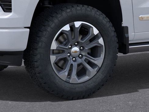 New 2026 Chevrolet Silverado 1500 High Country w/ LPO, Dark Essentials Package image 9